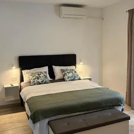 Apartment Jugo