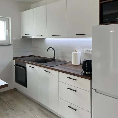 Jugo Apartment